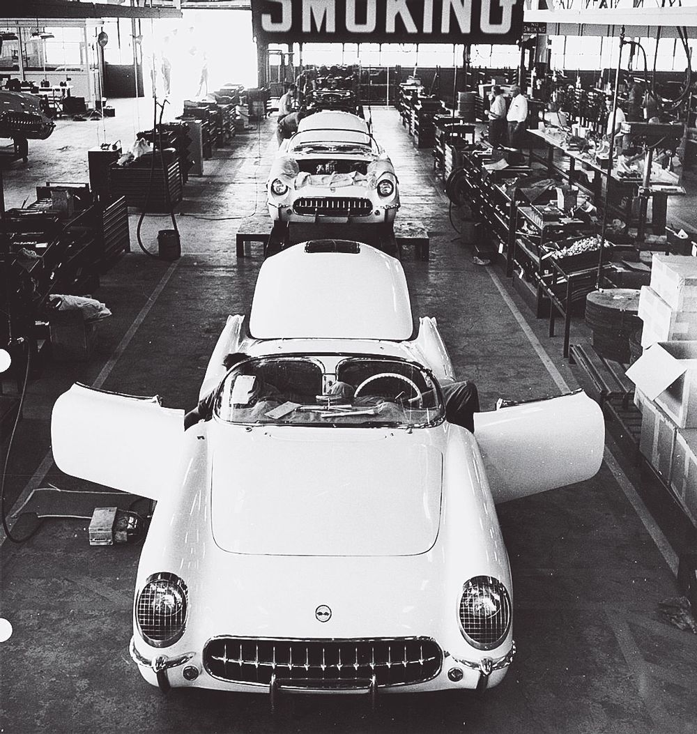 フリント工場の生産ライン