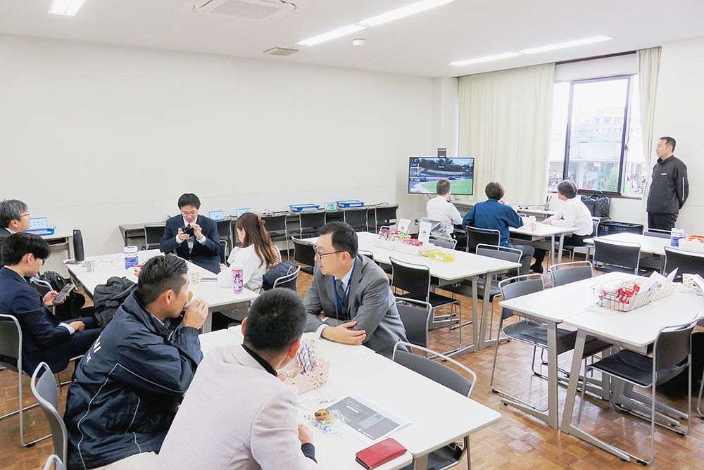 会館に設けられた休憩室では交流が生まれた