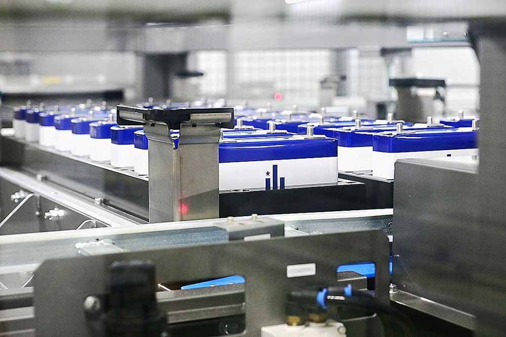 多様な用途に対応する共通規格のセルが強み
