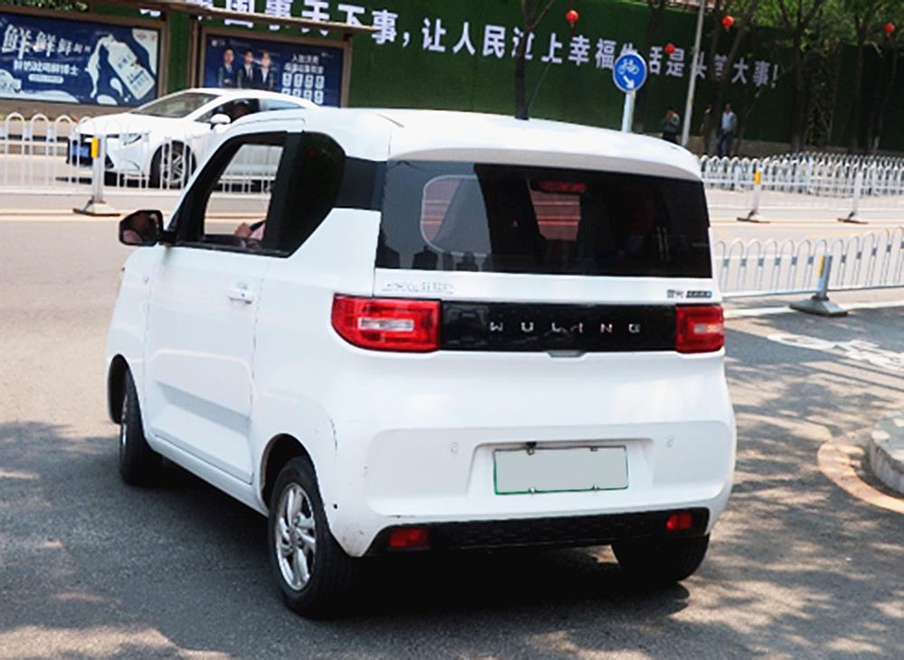 写真６　上海通用五菱汽車の小型ＥＶ