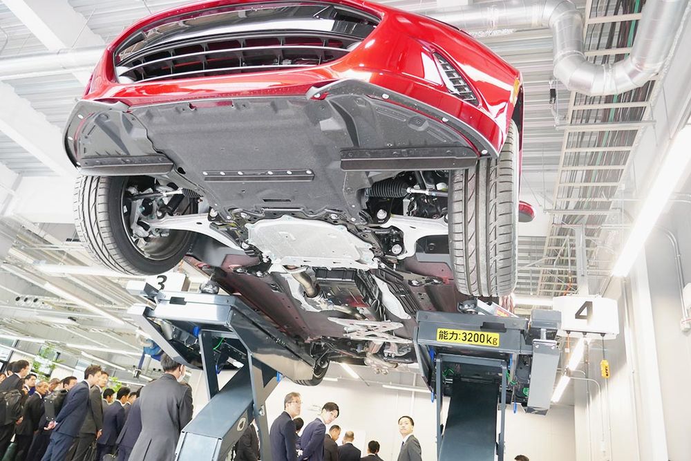 メーカーからの実習用教材の支援もあり、充実した教育体制を整える