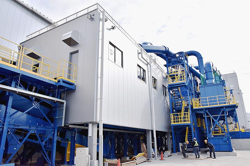 ポリッシング磁気ドラムが入る建屋（リバー提供）