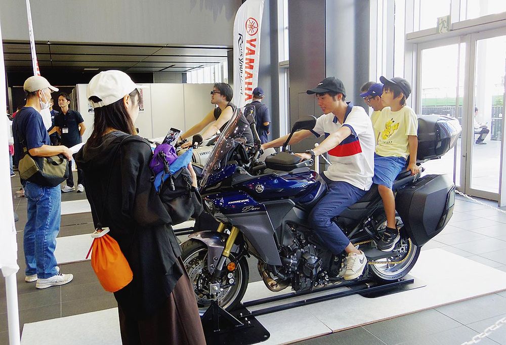 「バイクの日」などのイベントを開催し幅広い世代と二輪車の接点づくりに励む（写真は昨年の様子）