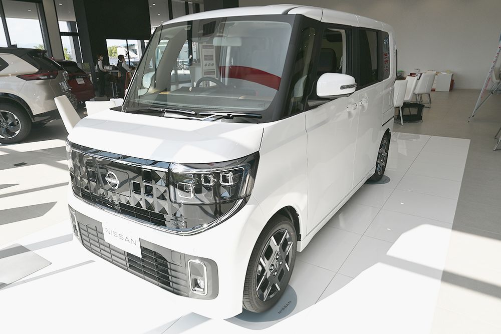 販売会社は新型車投入に合わせて展示会などで積極的にアピール