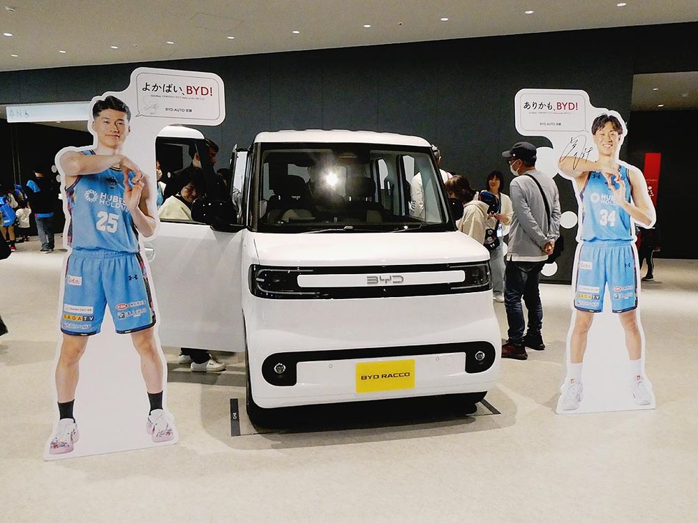 佐賀県で軽ＥＶ「ラッコ」を初展示