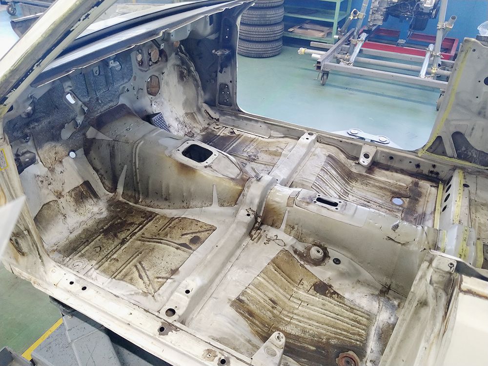 車の内部はこうなっている