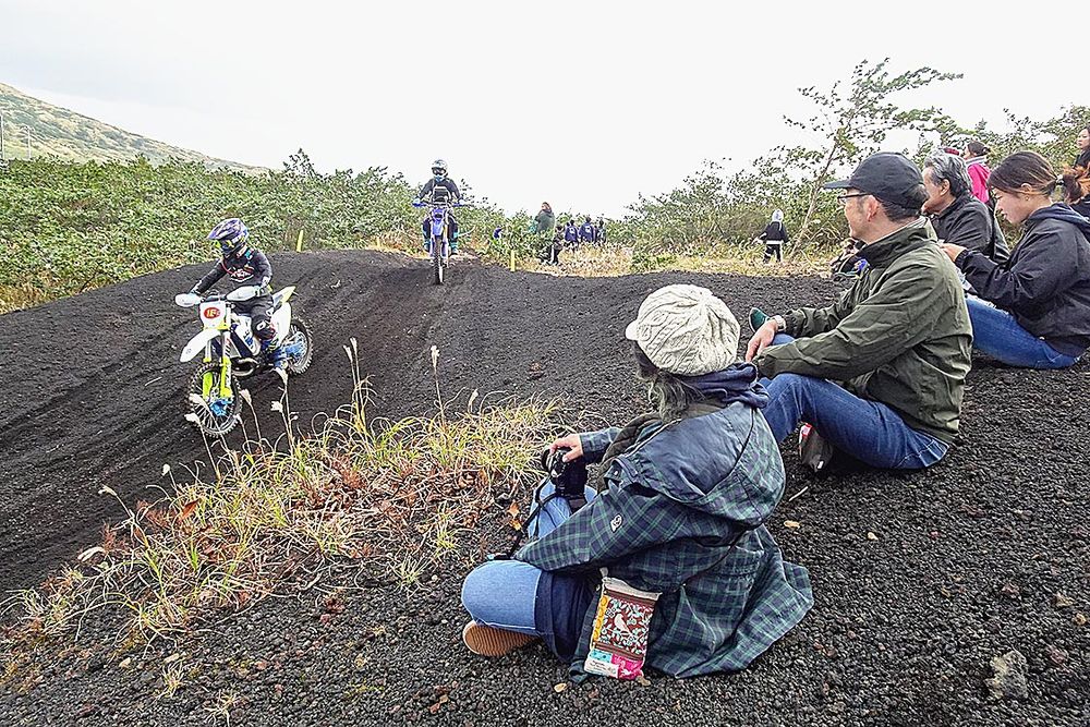 選手を間近で応援できることもレースの魅力