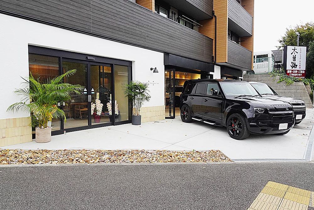 ランドローバー専門のザ・グッドネイバーカーズ