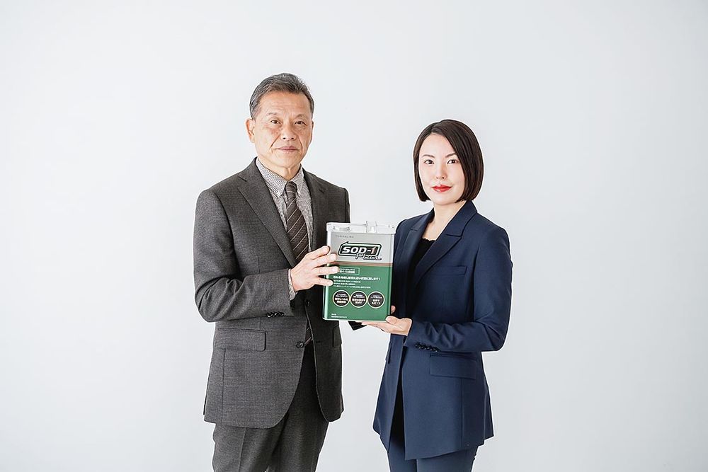 園田社長（左）と沼田専務
