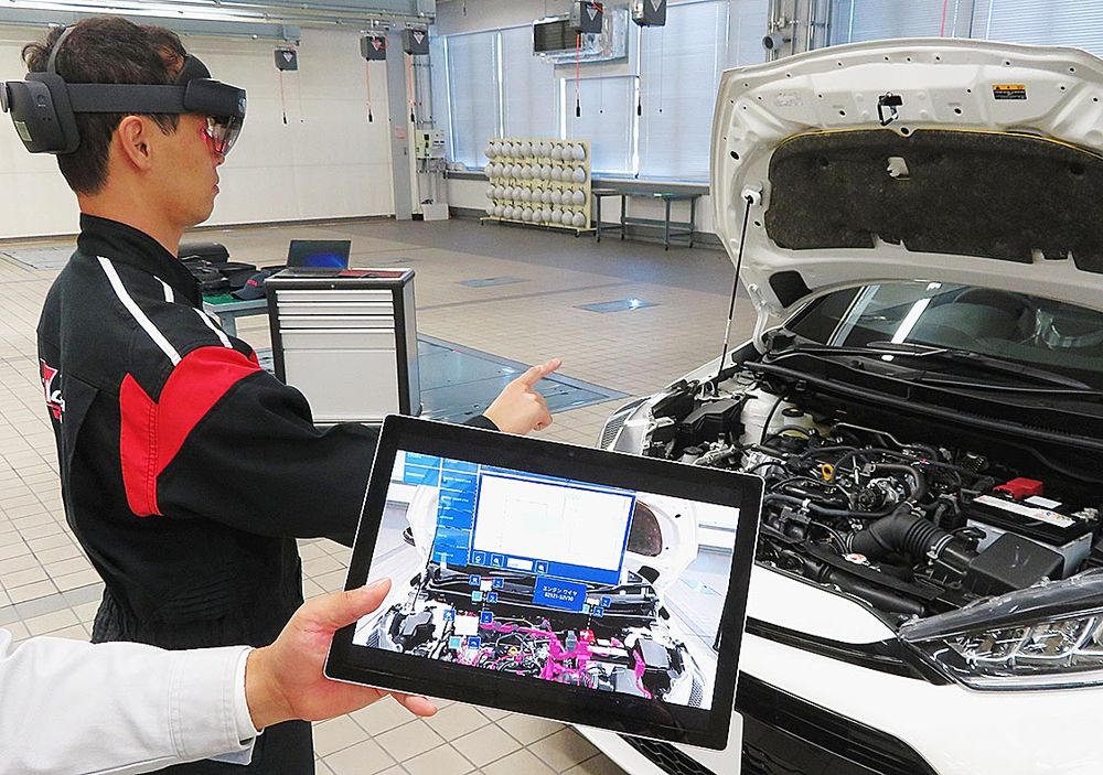 現実と仮想の世界を重ねるMR（複合現実）技術の模索も進む（トヨタ自動車の例）