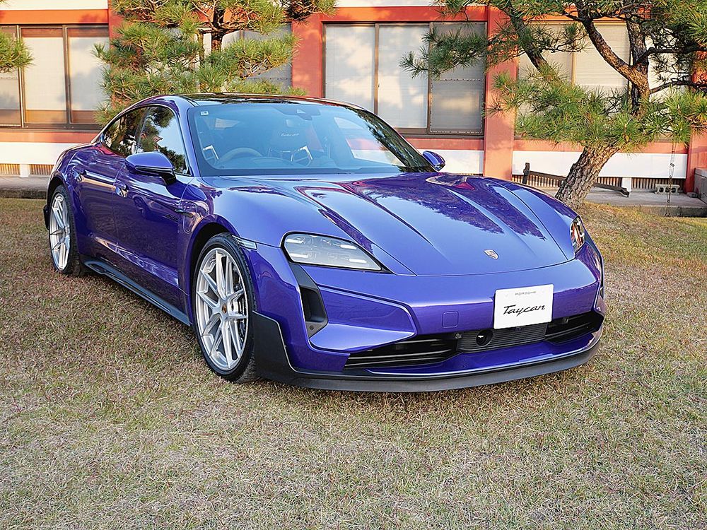 ポルシェのタイカンターボＧＴ
