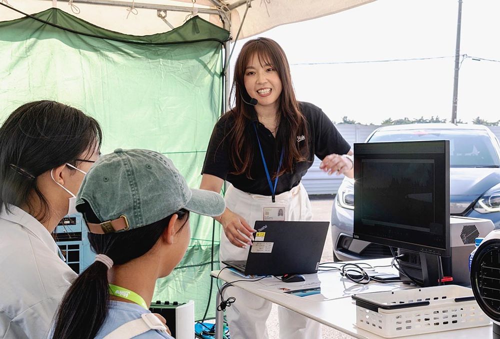 仕事の内容を熱く語りかける（ヴァレオ）
