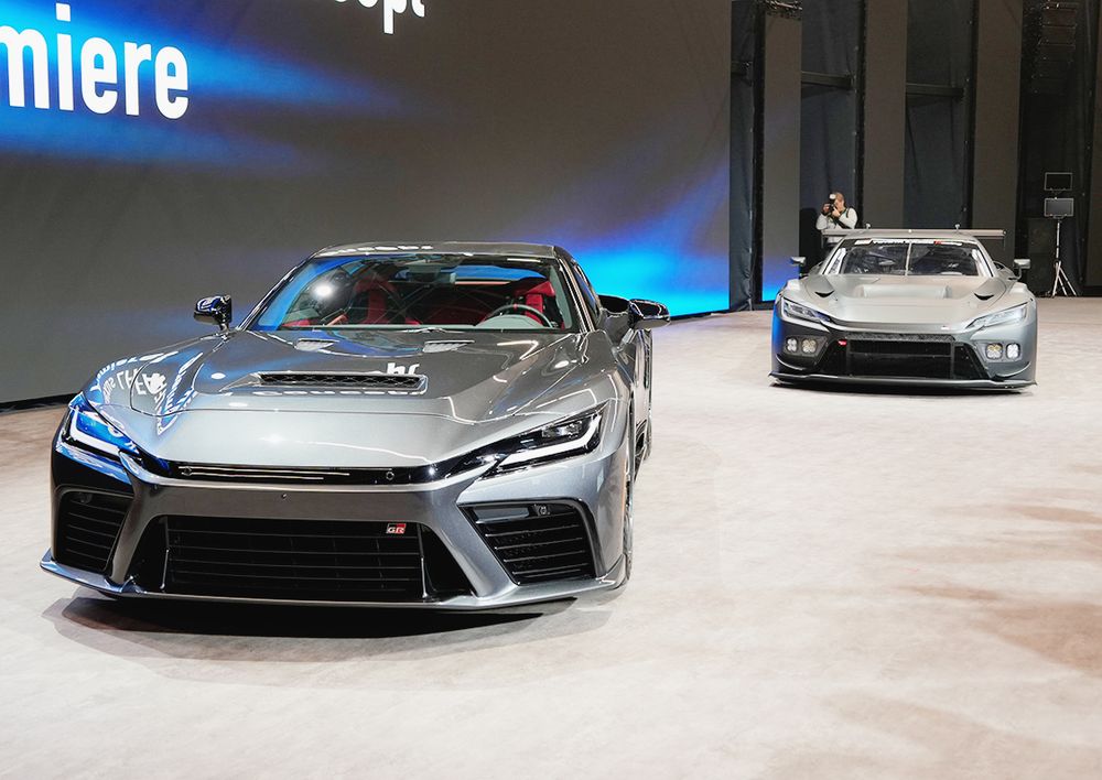 GR　GT（左）とGR　GT3