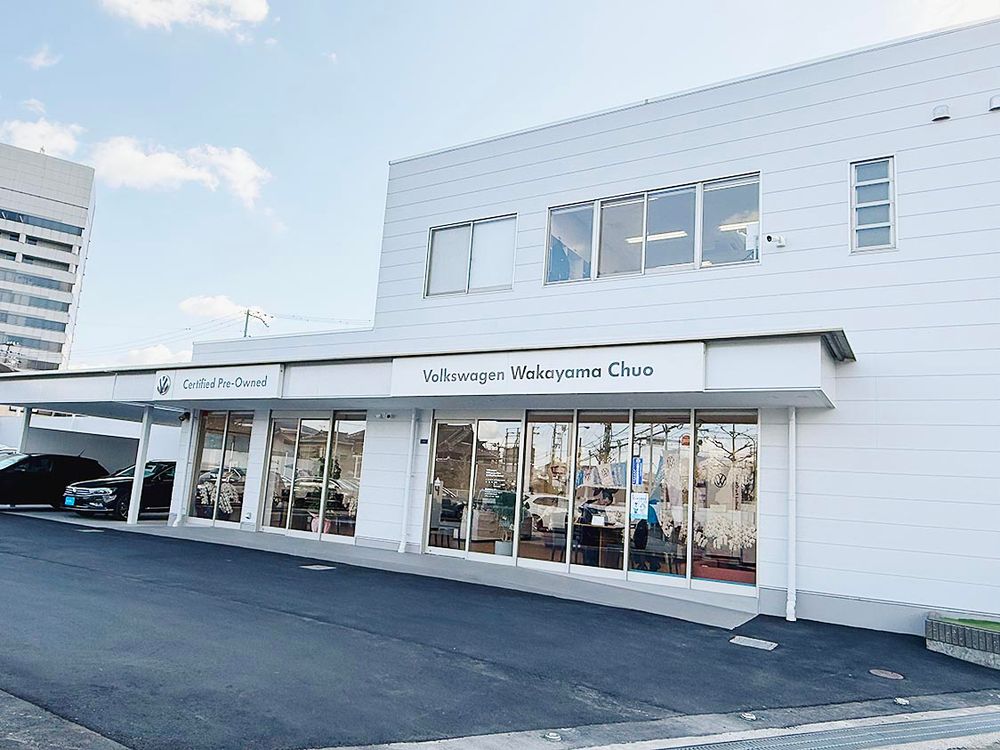 ＣＩに基づき装いを新たにした店舗外観