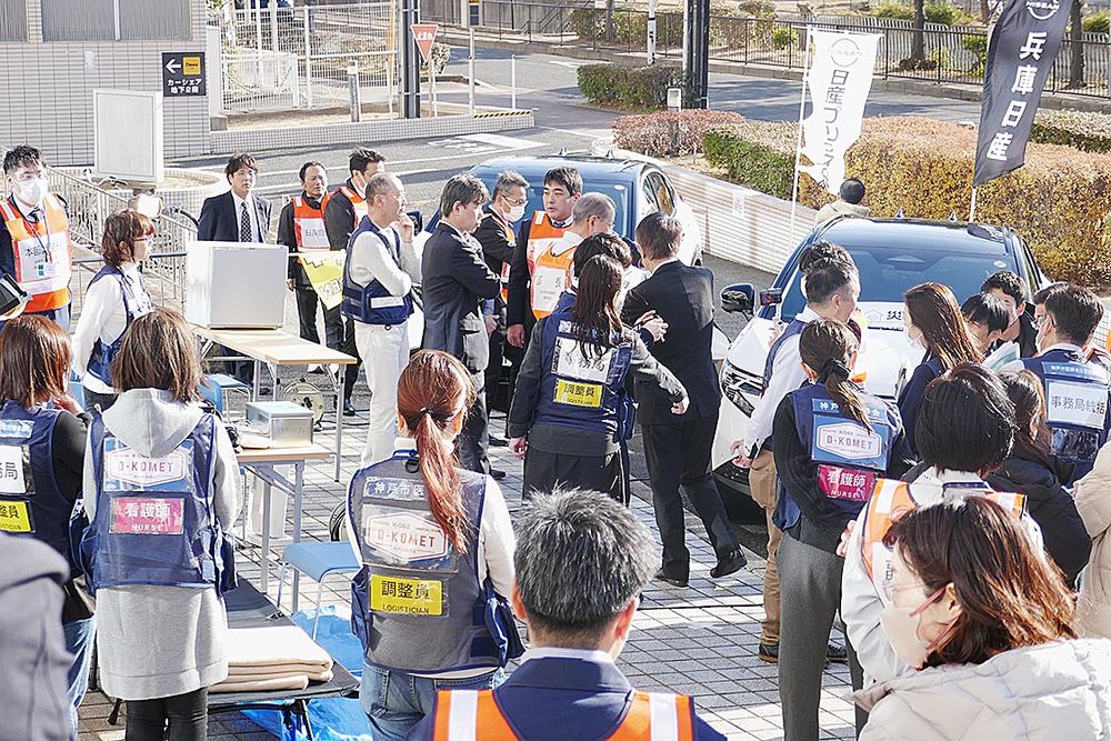 救護所への外部給電訓練は神戸市内では初めての試みだった