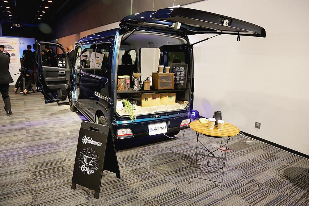 2月に発売した軽商用EV