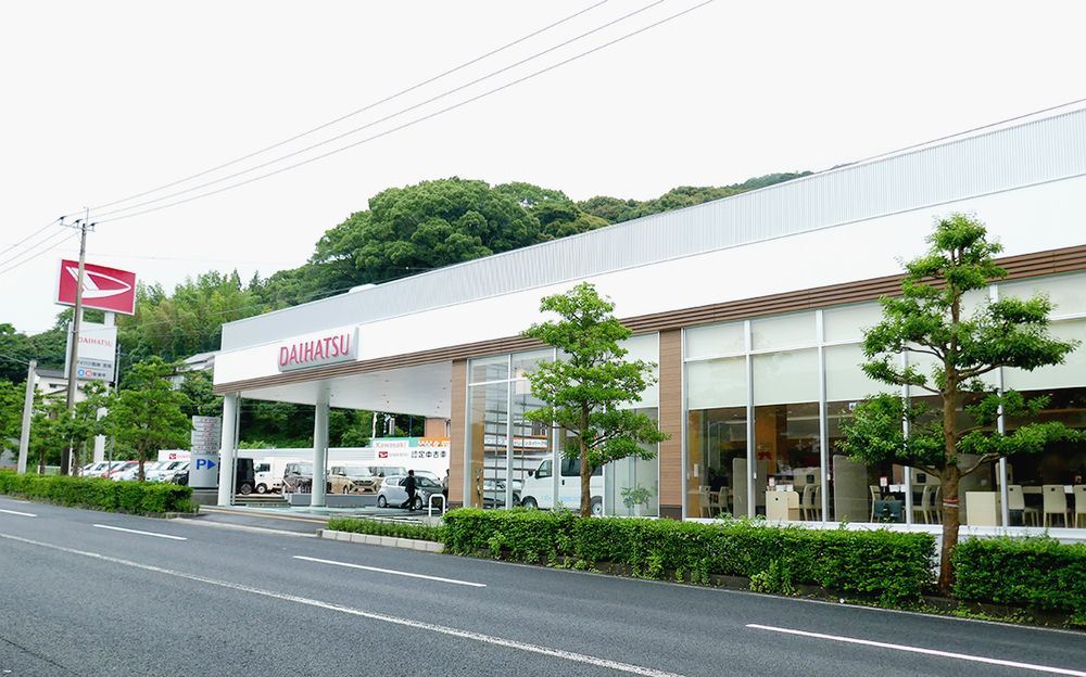 社屋外観