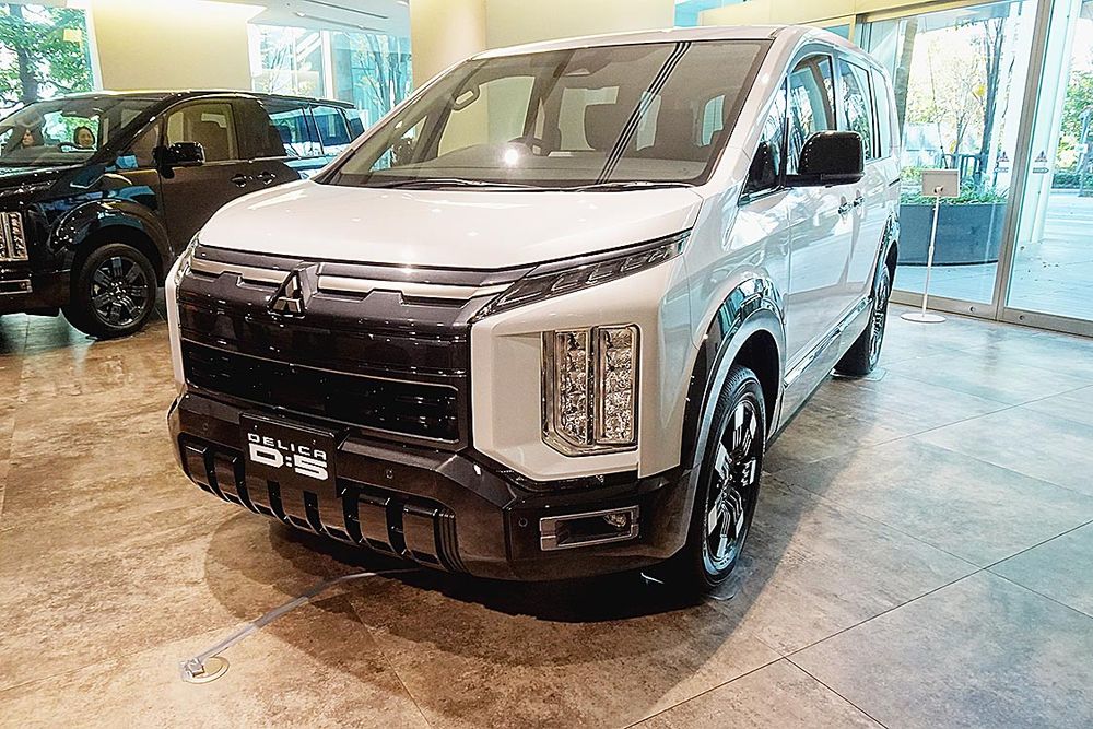 大幅改良した三菱自「デリカＤ：５」