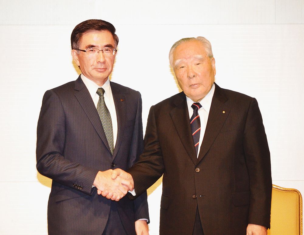 ２０１５年６月に俊宏氏が社長に就任し、「チームスズキ」への移行を徐々に進めてきた