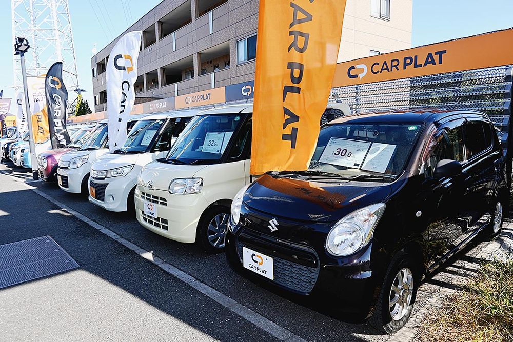 他銘柄車も展示している