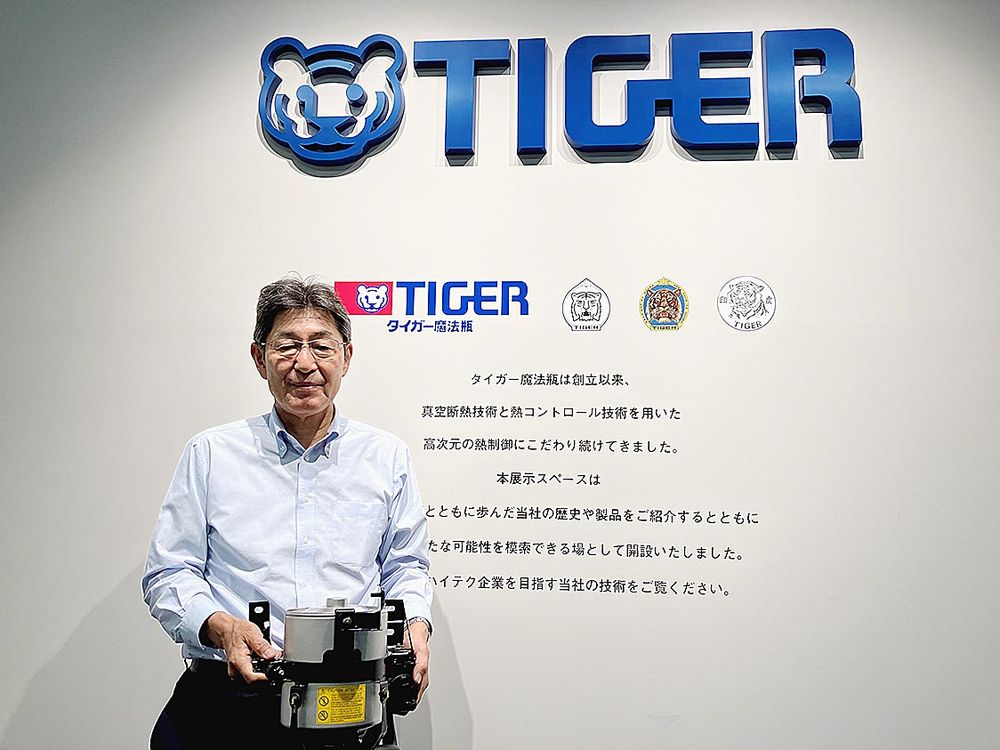 河合専務取締役