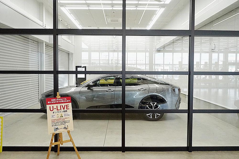 オンライン商談を行う専用スタジオ