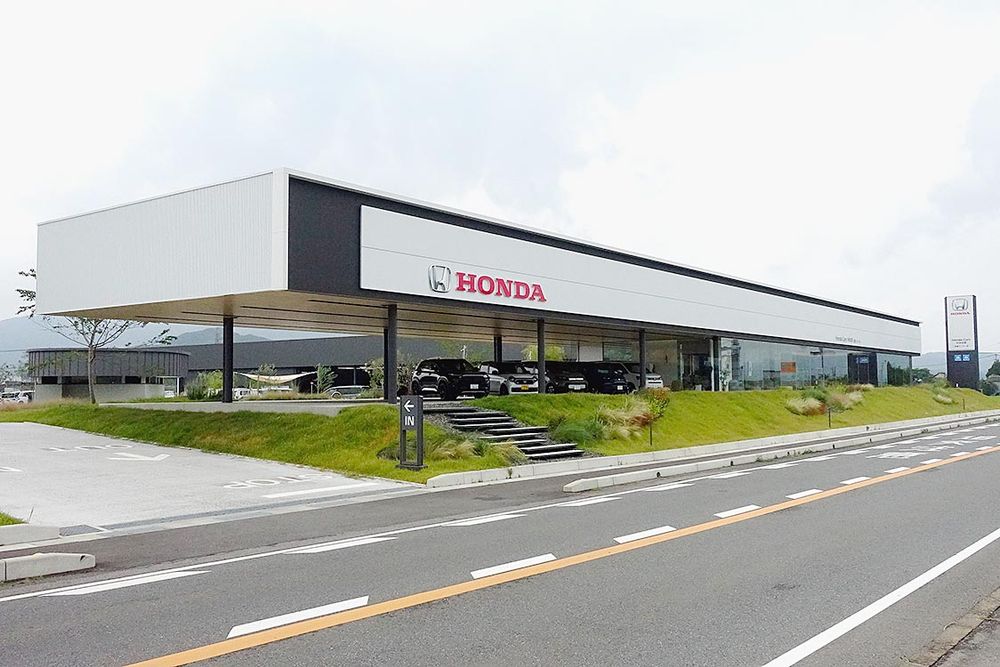 地域コミュニティーの活性化を担う店づくりに取り組む武雄インター店
