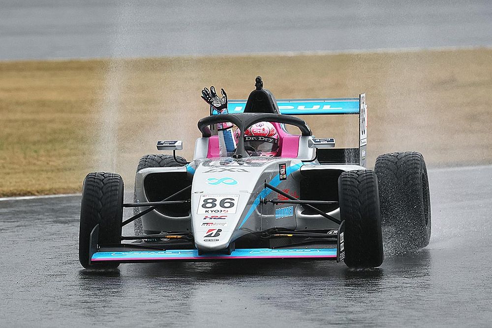 キョウジョの新マシン「ＫＣ―ＭＧ０１」