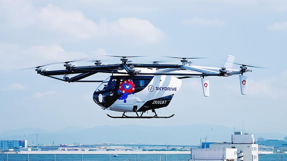 大阪・関西万博で飛行する「空飛ぶクルマ」（スカイドライブ提供）