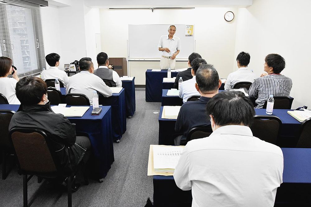 レンタカーマスター資格認定講習会
