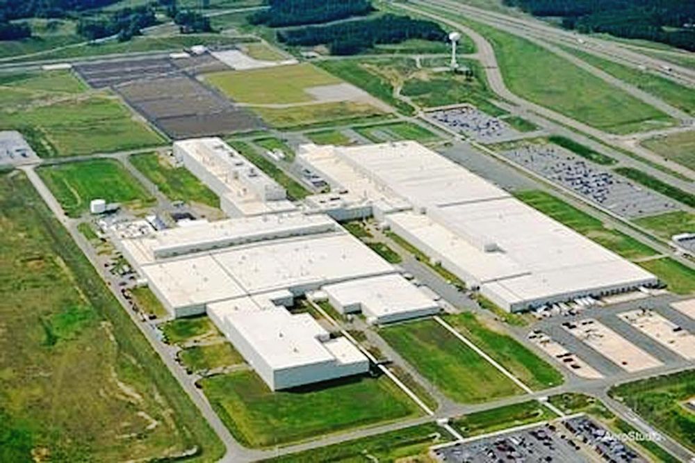 ブルースプリングス工場（ミシシッピ州）