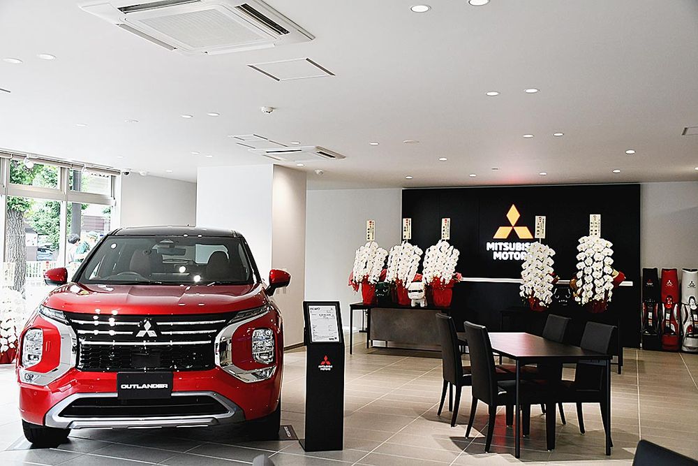 商品拡充に合わせ販売網整備も急ぐ(写真は6月に開業した関内店)