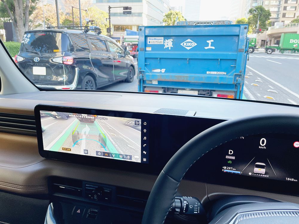 ＳＵＶ「パトロール」譲りのボンネット下を透過する運転支援技術