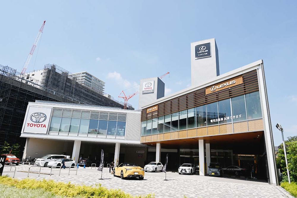 有明ミライエは有明店とレクサス有明に併設する