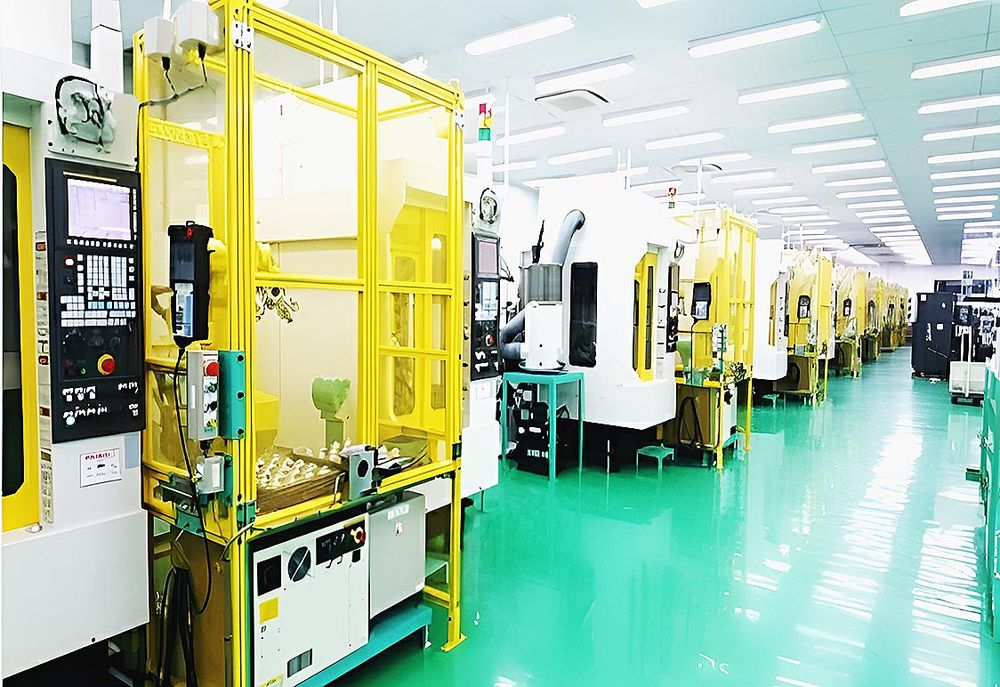 コンプレッサーホイールの加工機
