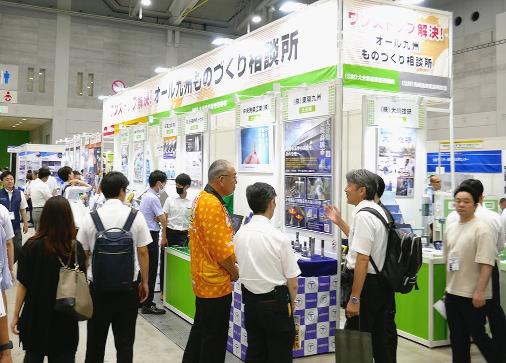 期間中は１万８千人近い来場でにぎわった