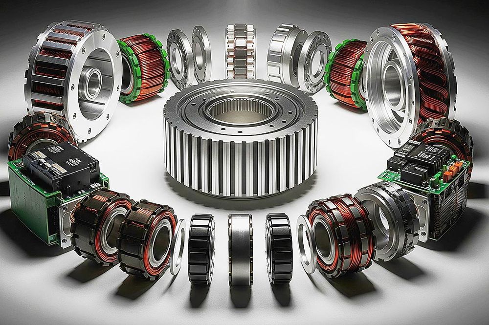 電池やモーター用など、レアアースは自動車産業にも欠かせない（イメージ）