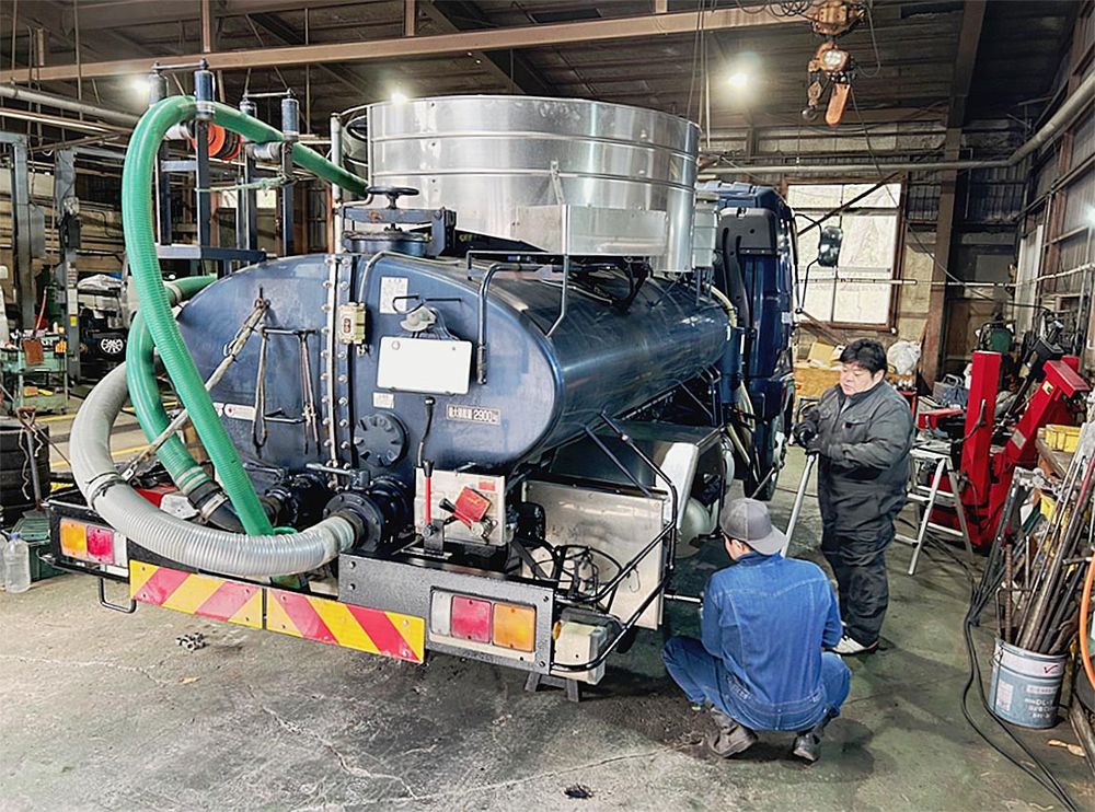 1台1000万円だったバキュームカーの整備