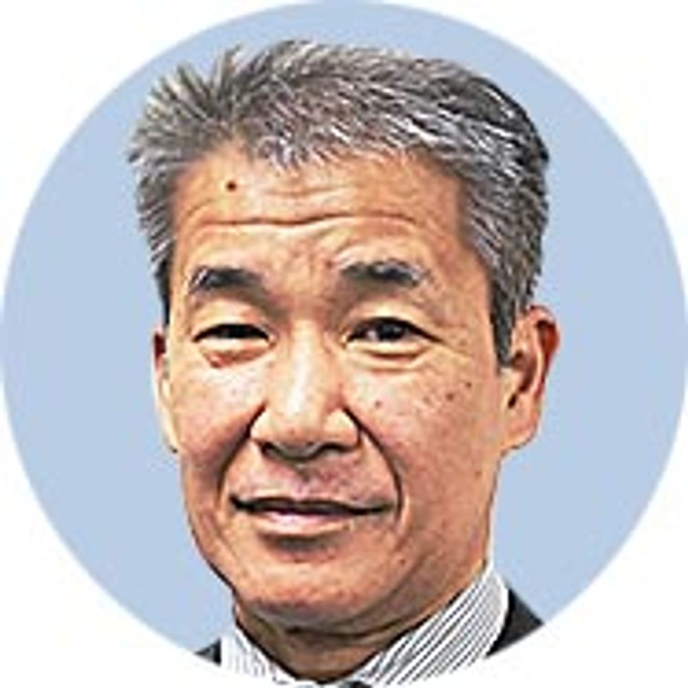 釧路運輸支局　
辻榮敏文支局長