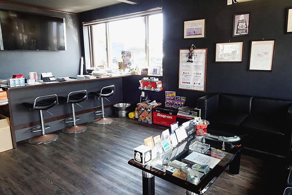 落ち着いた雰囲気の店内