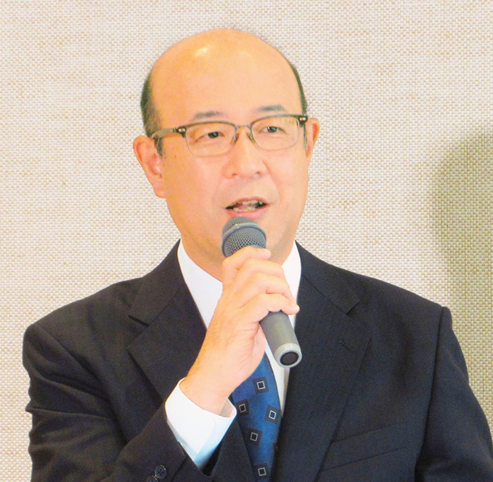 「交通安全を強く願うメーカーとして、業界をリードしていきたい」とトヨタ自動車の近社長