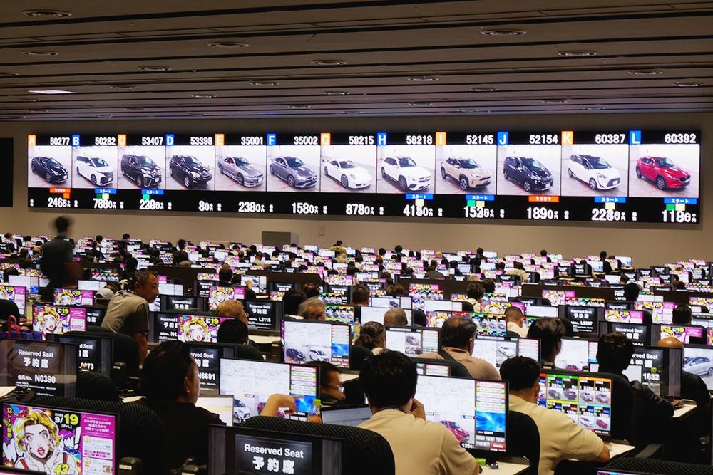 ＵＳＳ名古屋は１万台超の平均出品台数を誇る（名古屋会場のＰＯＳ席）
