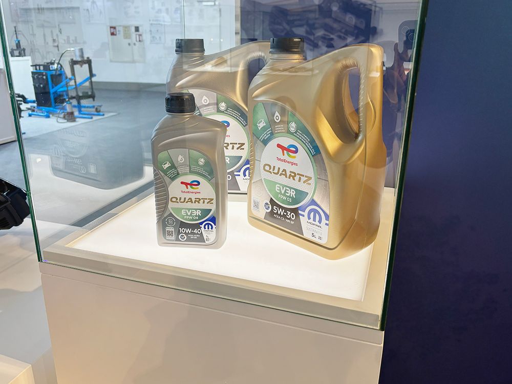 サステイネラが展示した「クォーツ・エバー」