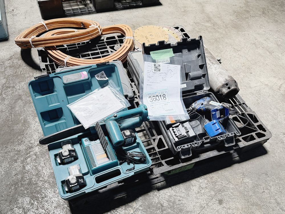 機械工具なども出品対象となっている