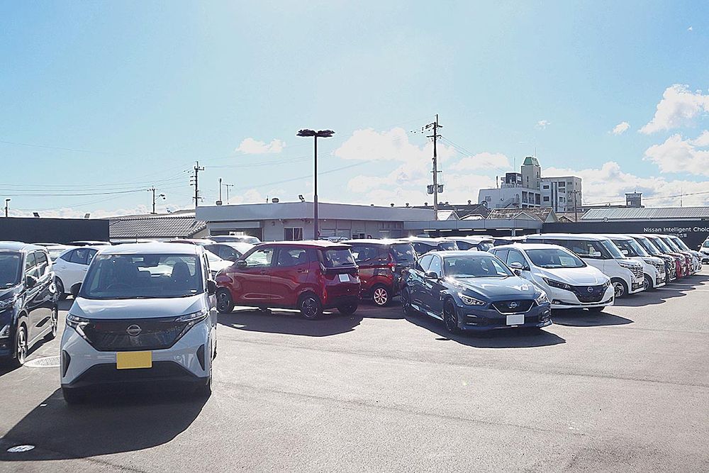 中古車は最大８０台を展示可能