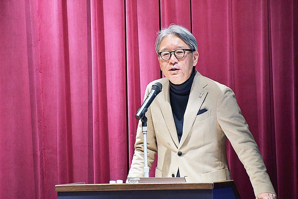 「面白い仕事はやりがいがあるけど厳しい。山を越えた時に新しい価値に到達でき、達成感・満足感が生まれる」と三部社長
