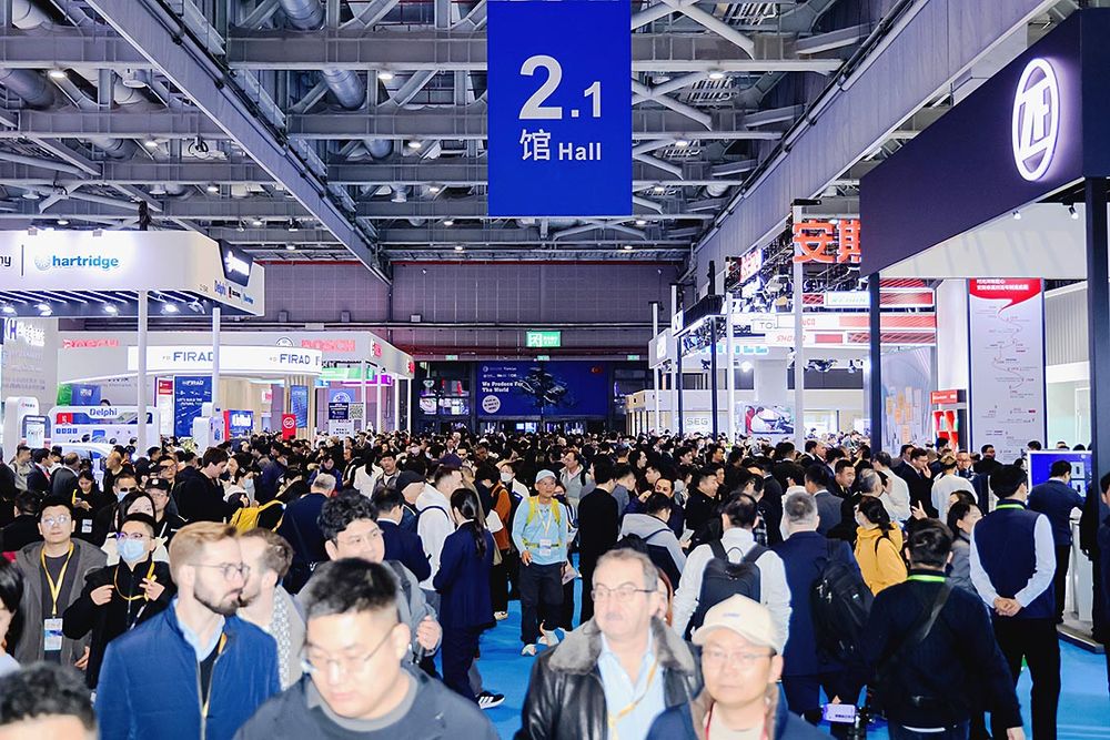 4日間で25万人超が来場した