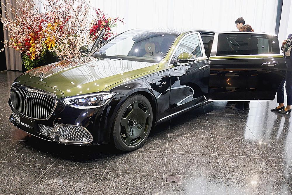 オープニングセレモニーで発表されたメルセデス・マイバッハＳ６８０　Ｖ１２エディション
