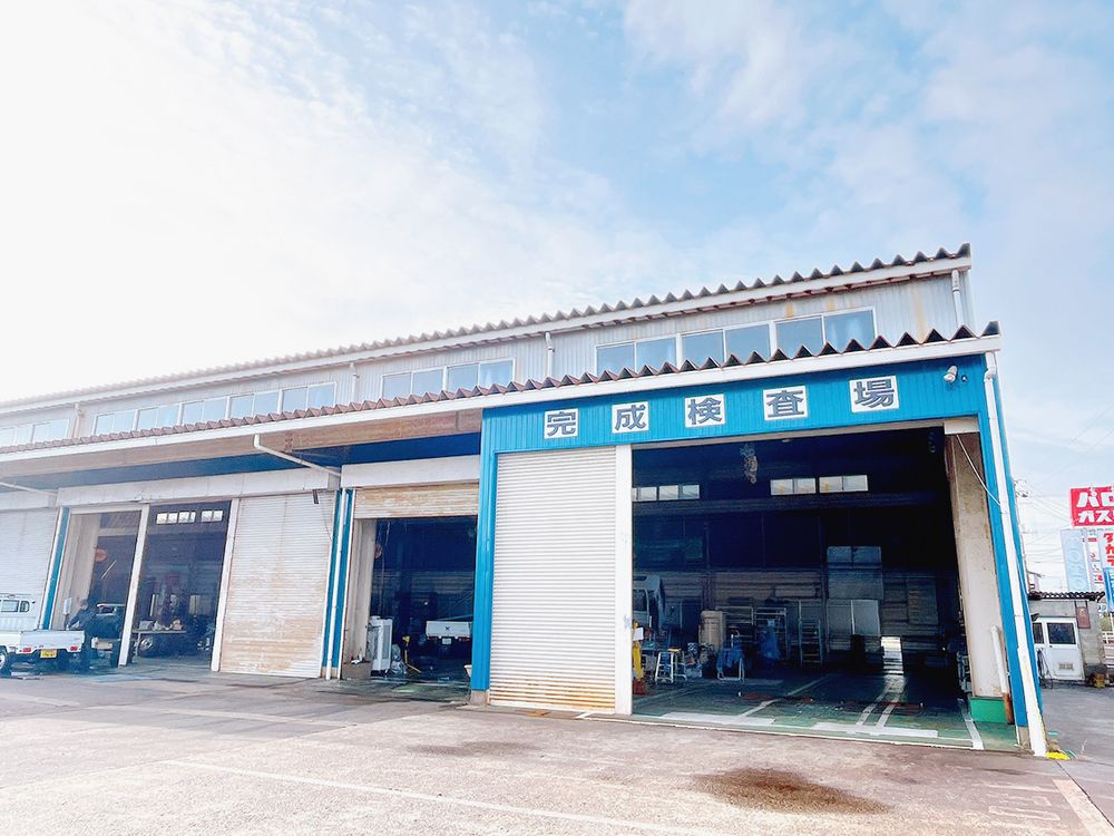 大型車の車検も可能な整備工場が残っていた（えちごホールディングス提供）