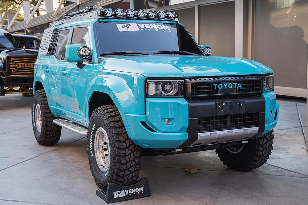 トヨタ「ランクル２５０系」のカスタム車